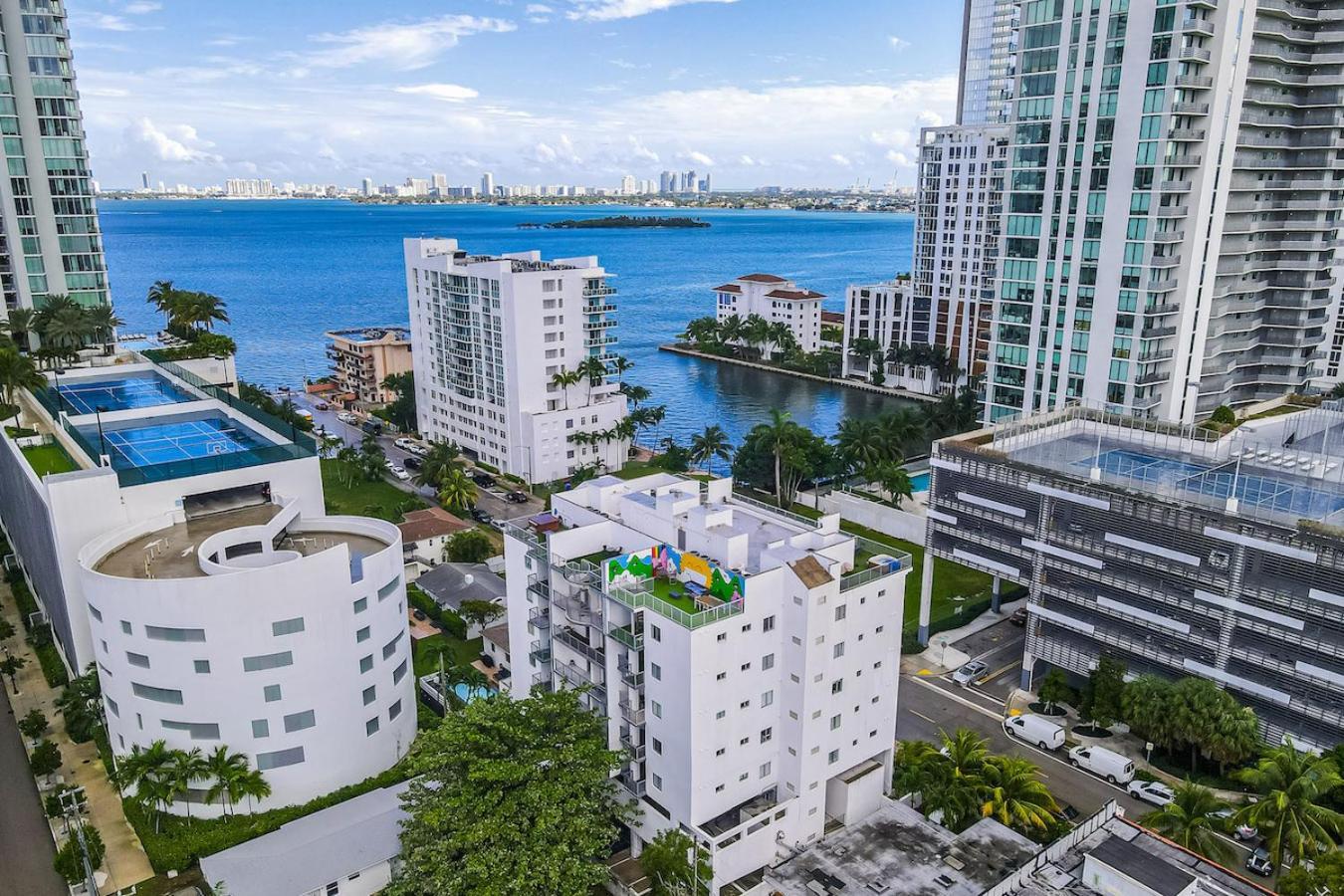 Subtle 2 Bed In Edgewater Downtown With Free Parking Leilighet Miami Eksteriør bilde