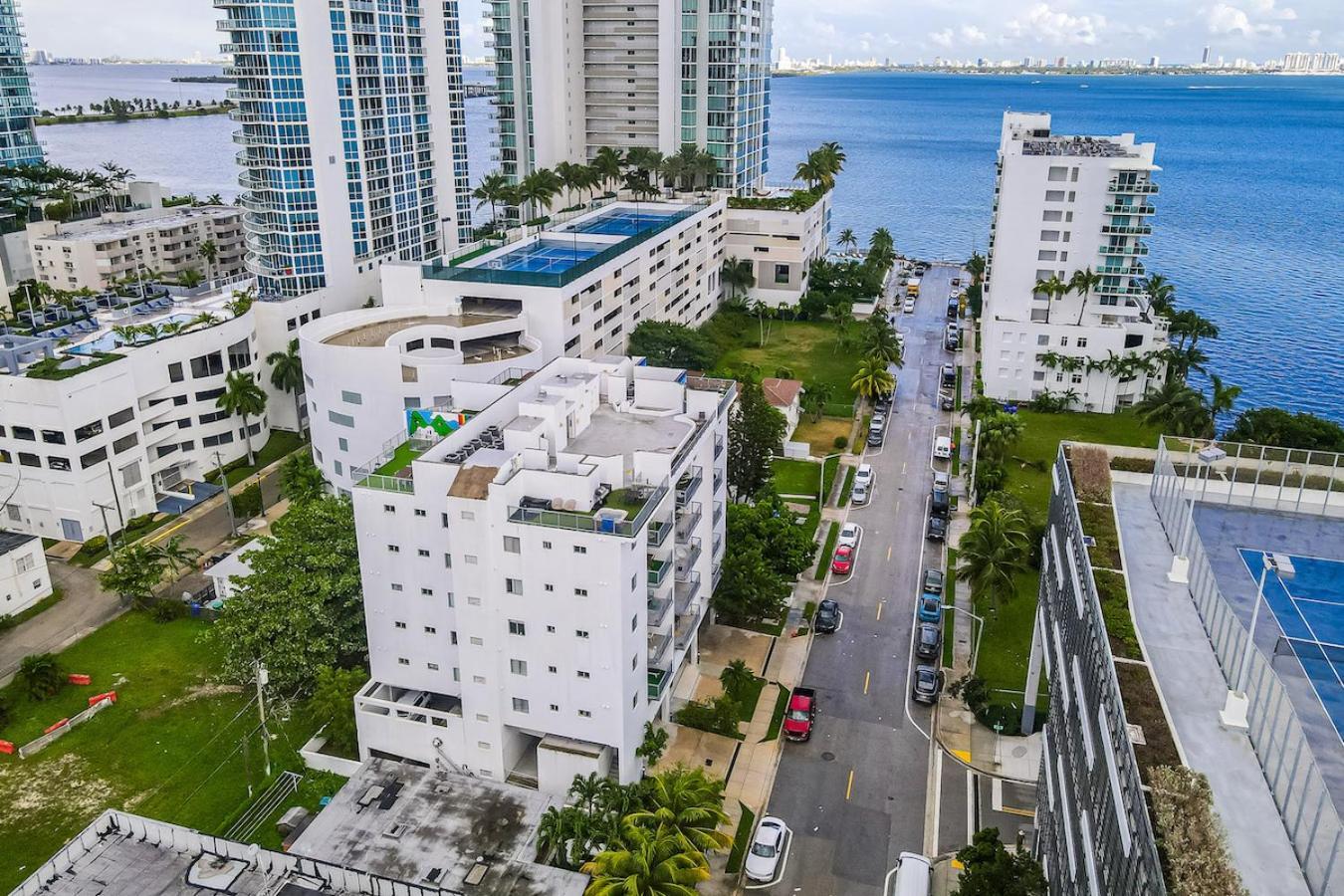 Subtle 2 Bed In Edgewater Downtown With Free Parking Leilighet Miami Eksteriør bilde