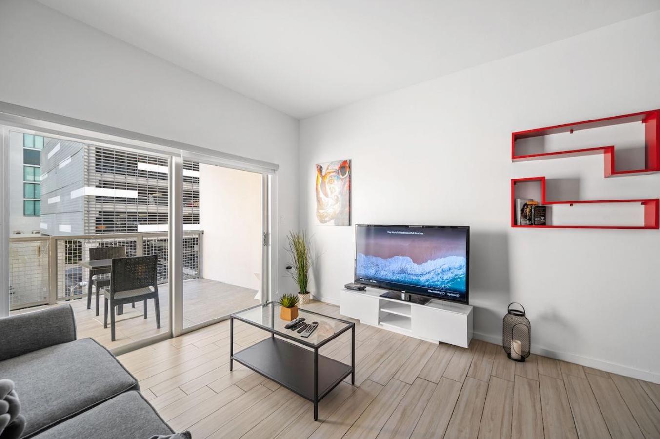 Subtle 2 Bed In Edgewater Downtown With Free Parking Leilighet Miami Eksteriør bilde